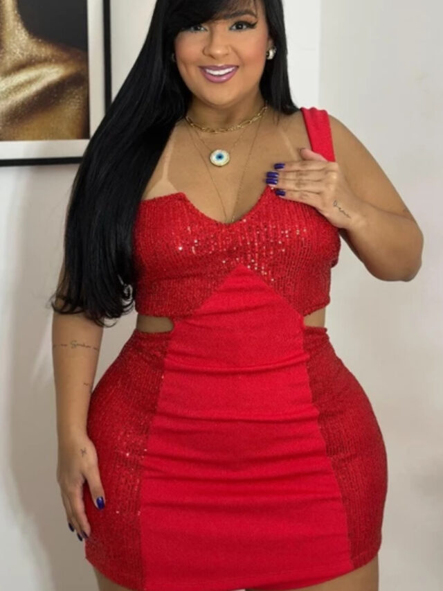 Macaquinho Plus Size Luxo com Lantejoulas – Moda Festa Tamanho Maior